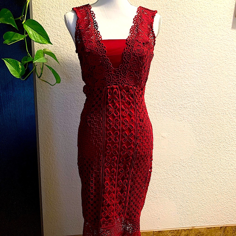 Red Lacy Crochet Midi/Long Dress